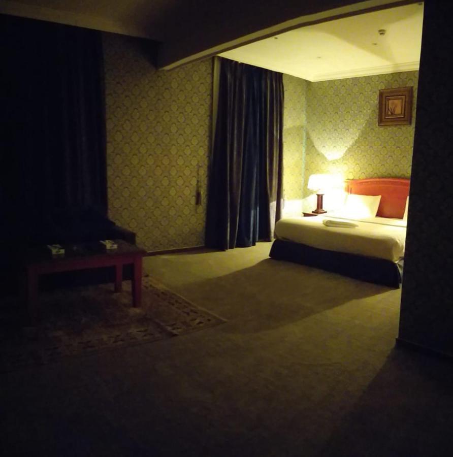 Qasr Al Khalij Hotel Rijad Zewnętrze zdjęcie