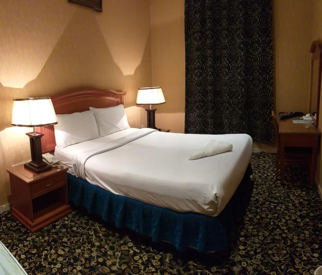 Qasr Al Khalij Hotel Rijad Zewnętrze zdjęcie